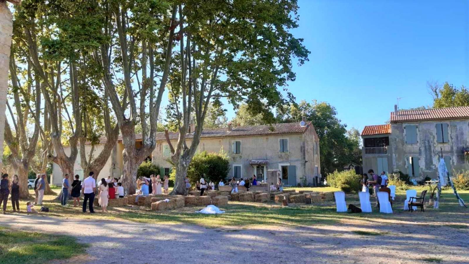 Mariage champêtre en Camargue au mas d’Icard près d’Arles