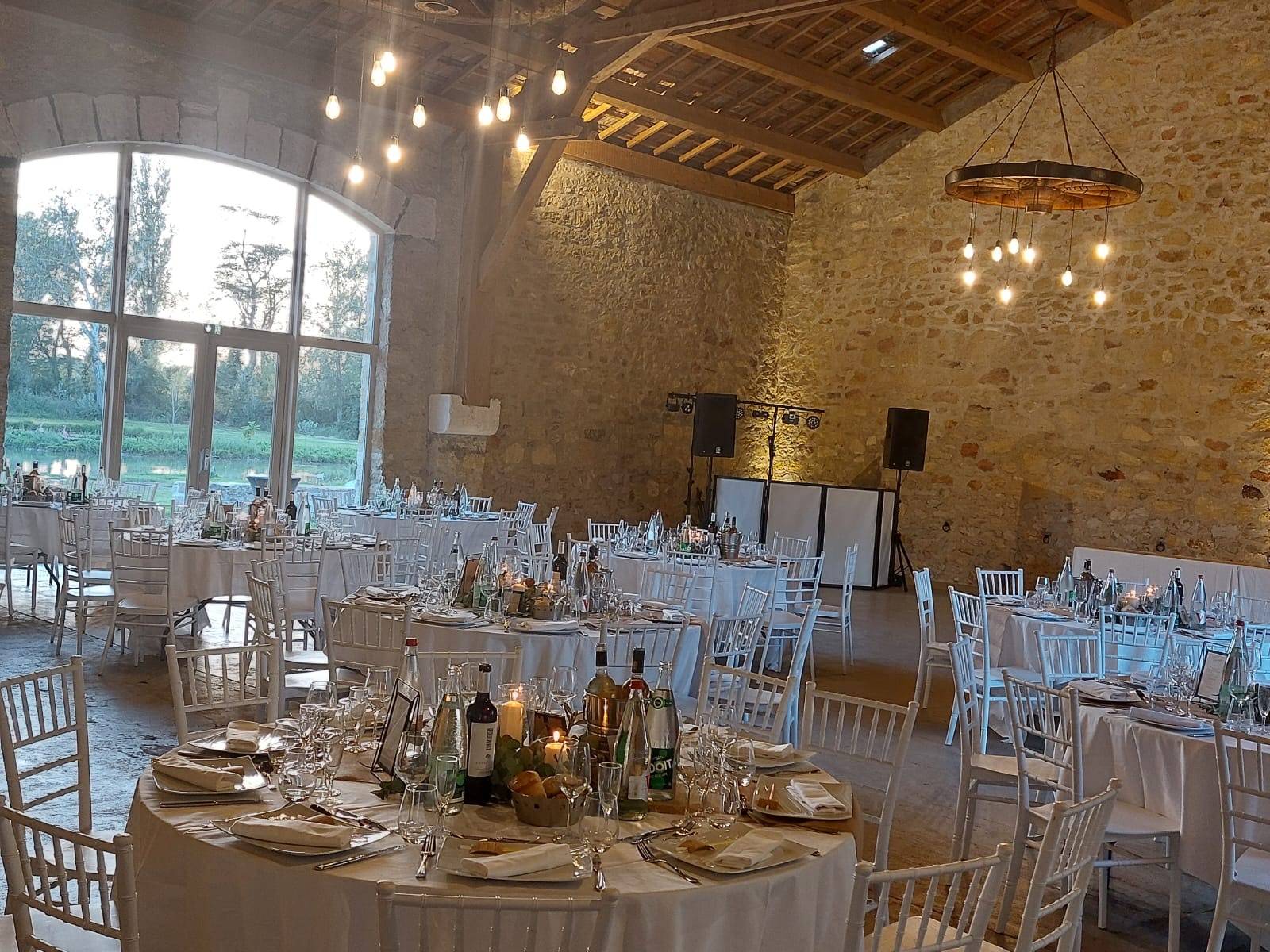 Mariage champêtre en Camargue au mas d’Icard près d’Arles