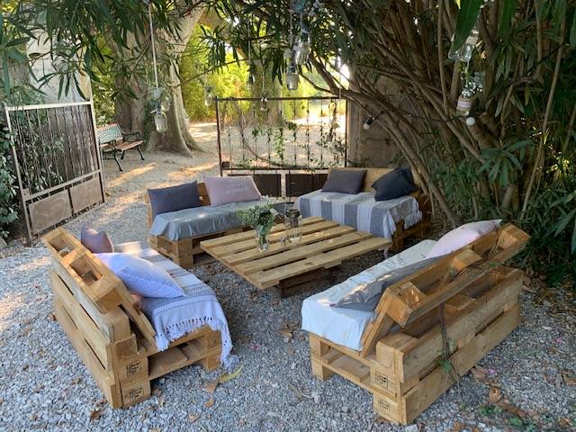 Organiser votre mariage champêtre au mas du Moulin à Mas Thibert près d’Arles