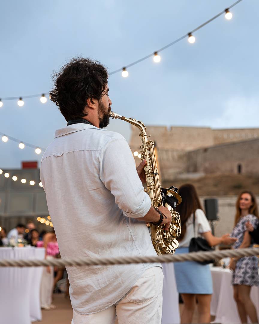 Traiteur sur mesure pour un mariage au Fort Ganteaume à Marseille sur le Vieux Port