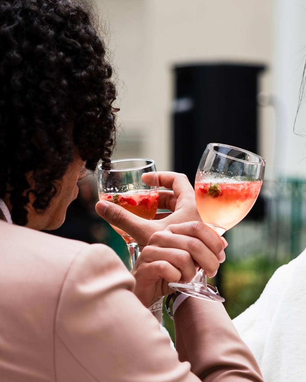 Traiteur proposant des prestations pour les C.E, administrations et associations à Martigues Bouches du Rhône