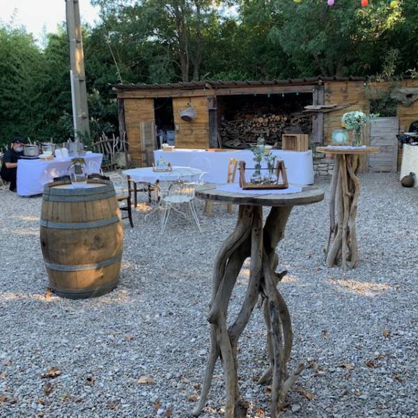 Organiser votre mariage champêtre au mas du Moulin à Mas Thibert près d’Arles