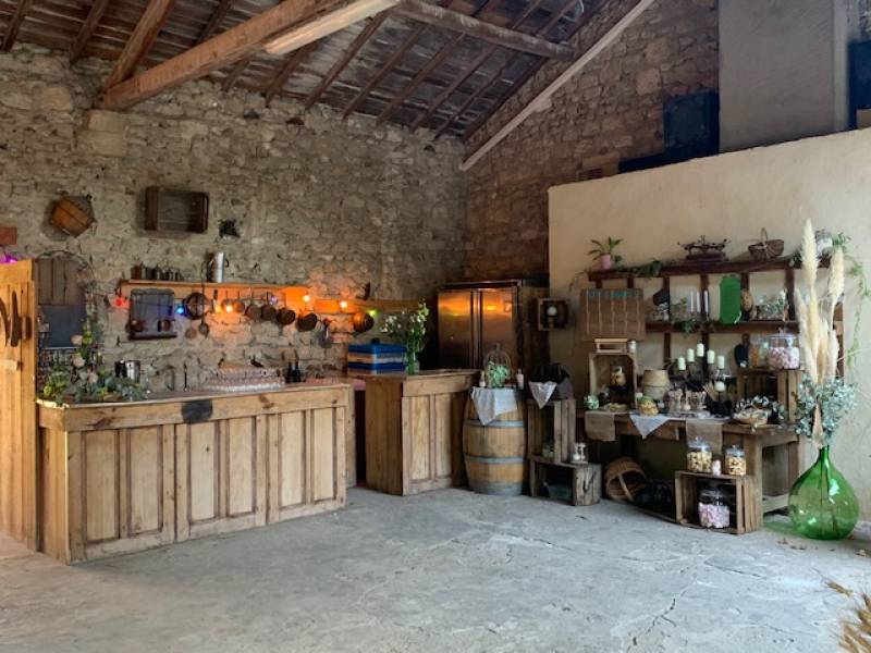 Organiser votre mariage champêtre au mas du Moulin à Mas Thibert près d’Arles