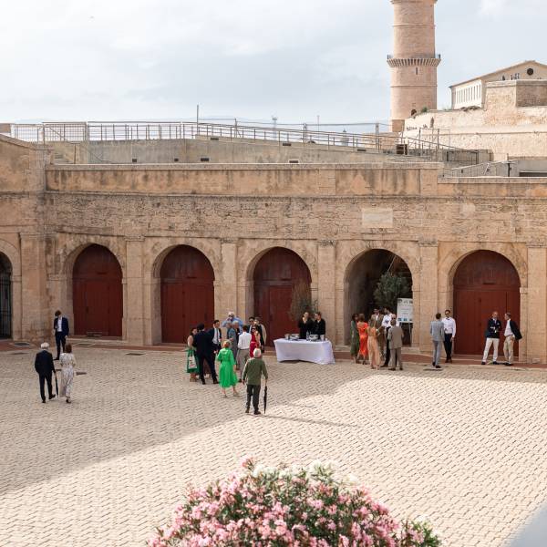 Traiteur sur mesure pour un mariage au Fort Ganteaume à Marseille sur le Vieux Port